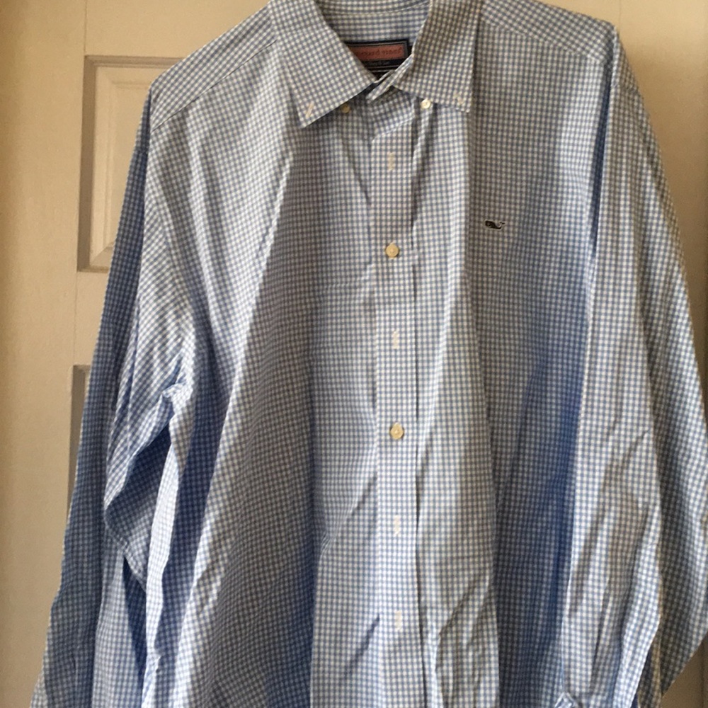 Vineyard vines